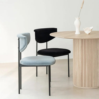 Ensemble Scandina — Table + 4 Chaises - GoDesign.ma